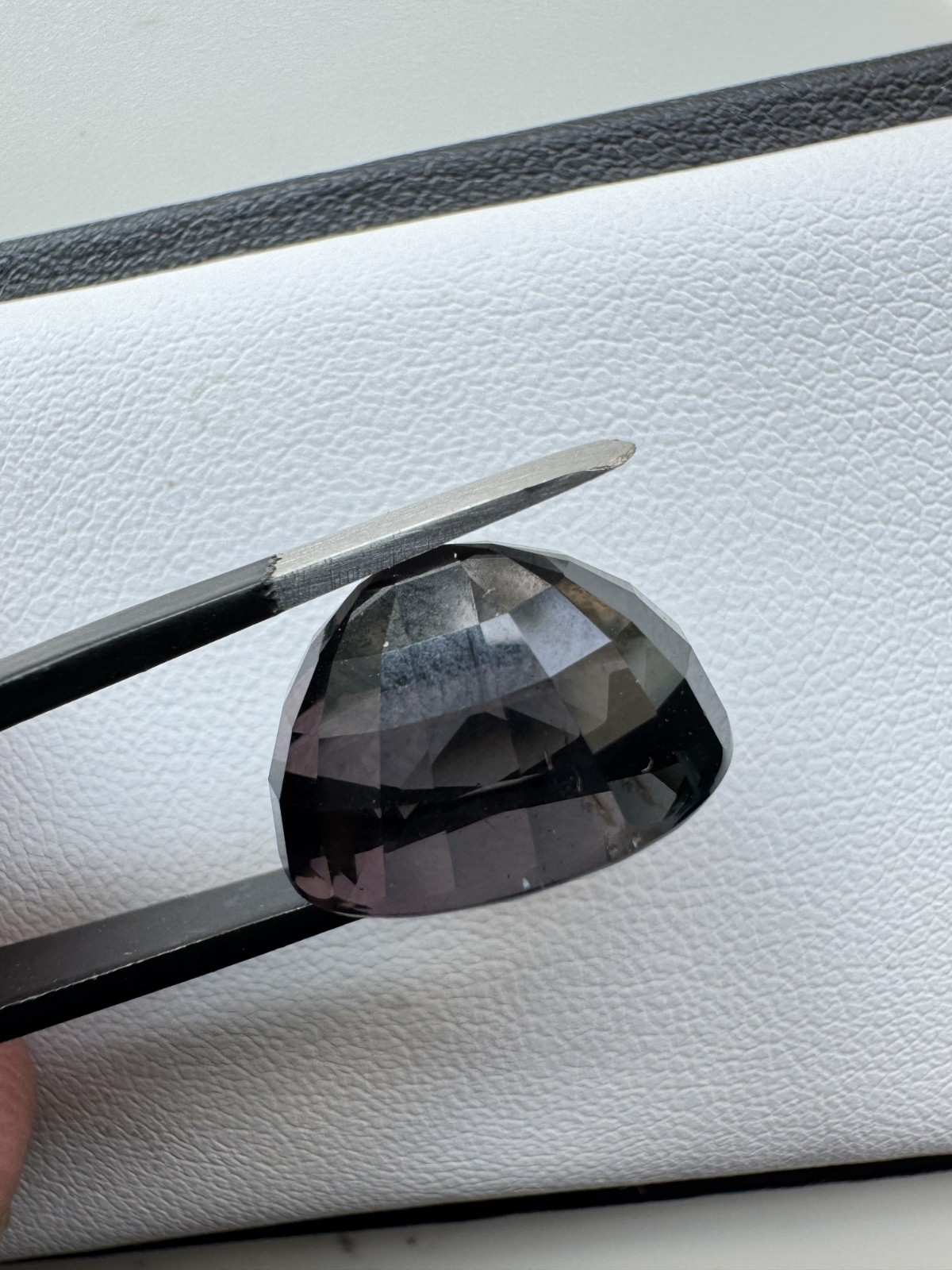 Dark Purple TOURMALINE, 14.04 Carats, 15.4 x 11.8 mm Oval, VSI. Mined in Nigeria