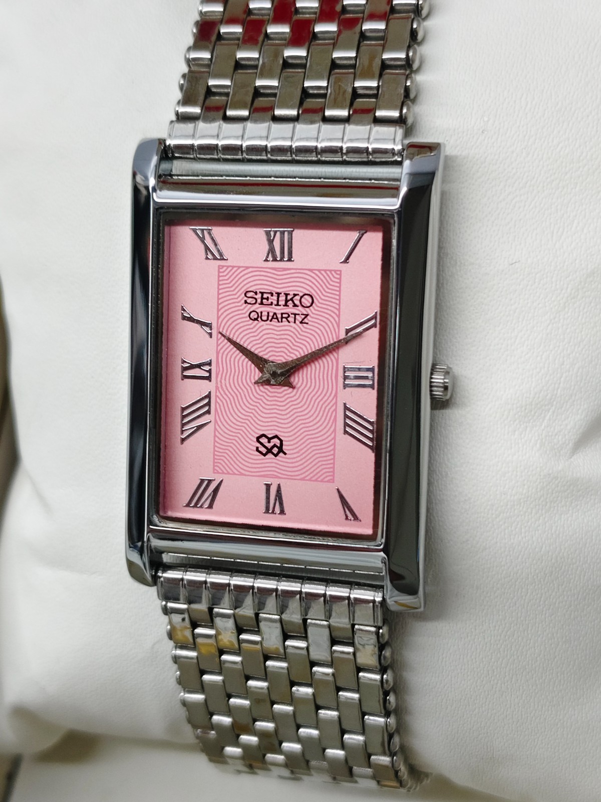 Vintage Refurbished Seiko Slim Tank Pink Quartz Japan Men s Wrist Watch