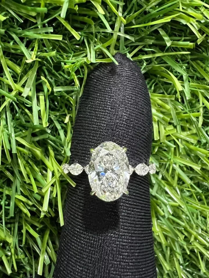Diamond Engagement Ring 18K White Gold IGI Certified Lab Grown 6.80 Ct Oval Cut