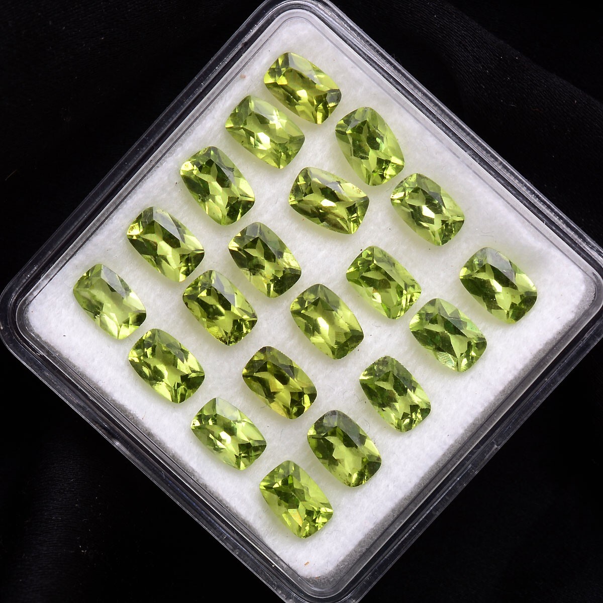 20 Pcs VVS Natural Peridot 6mm*4mm Calibrated Ravishing Color Lustrous Gemstones