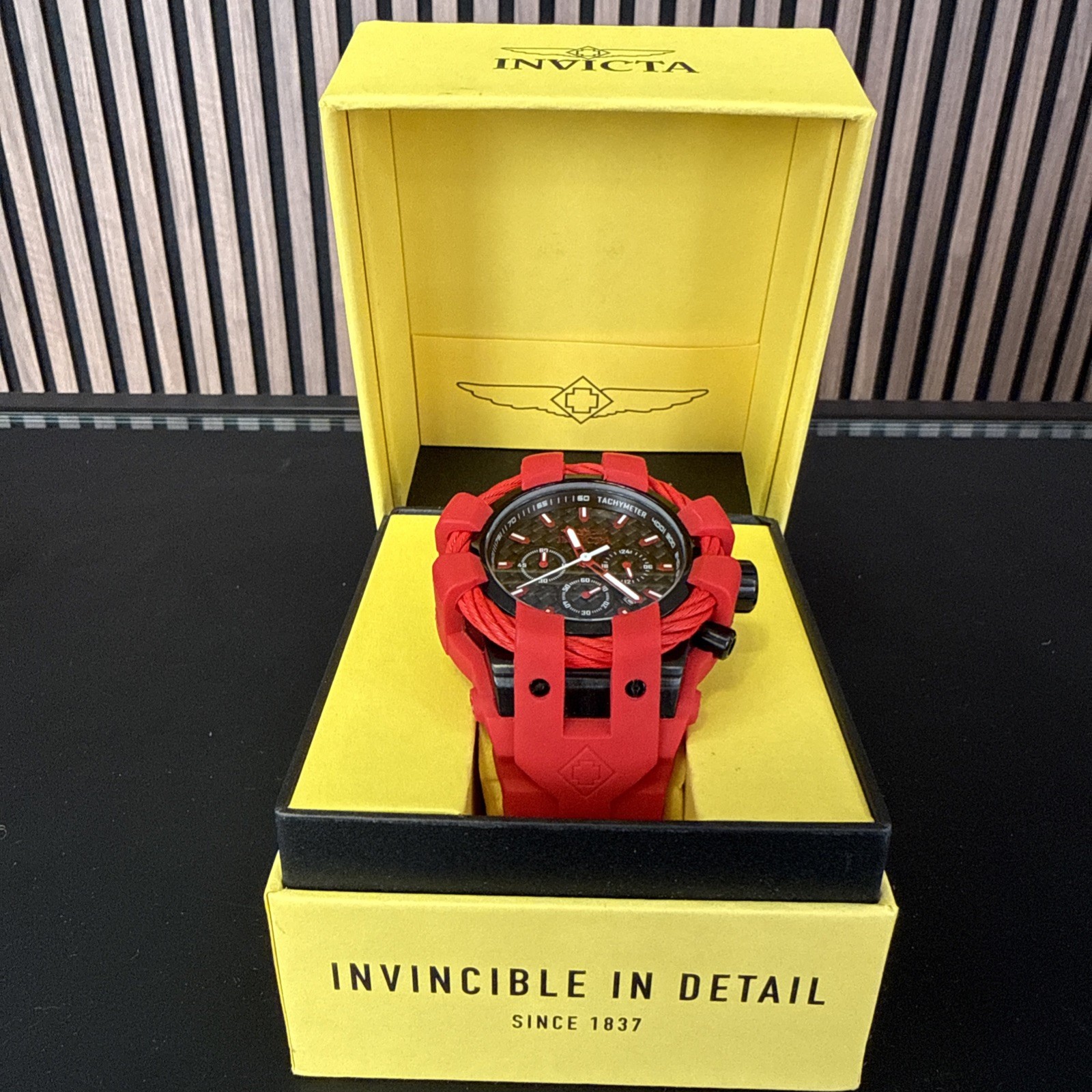 MENS INVICTA BOLT 23870 RED SILICONE BAND S/STEEL CASE CHRONOGRAPH WATCH