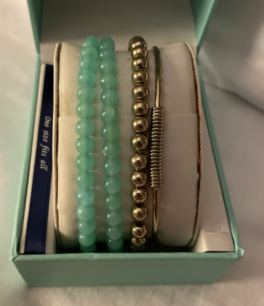 Lovita Live. Love. Inspire. 4 Piece Stretch Bracelet Set