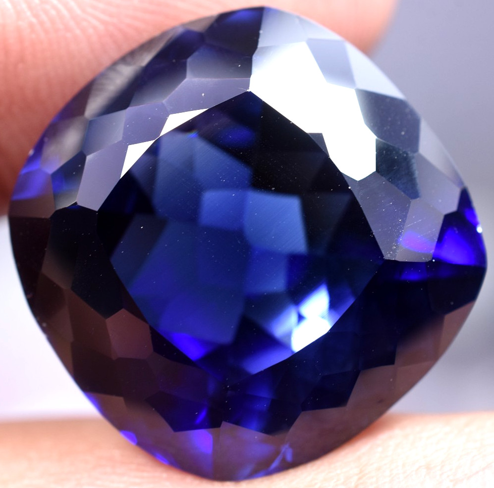 Natural 43.50 Ct Madagascar Royal Blue Sapphire GGL Certified Loose Gemstone