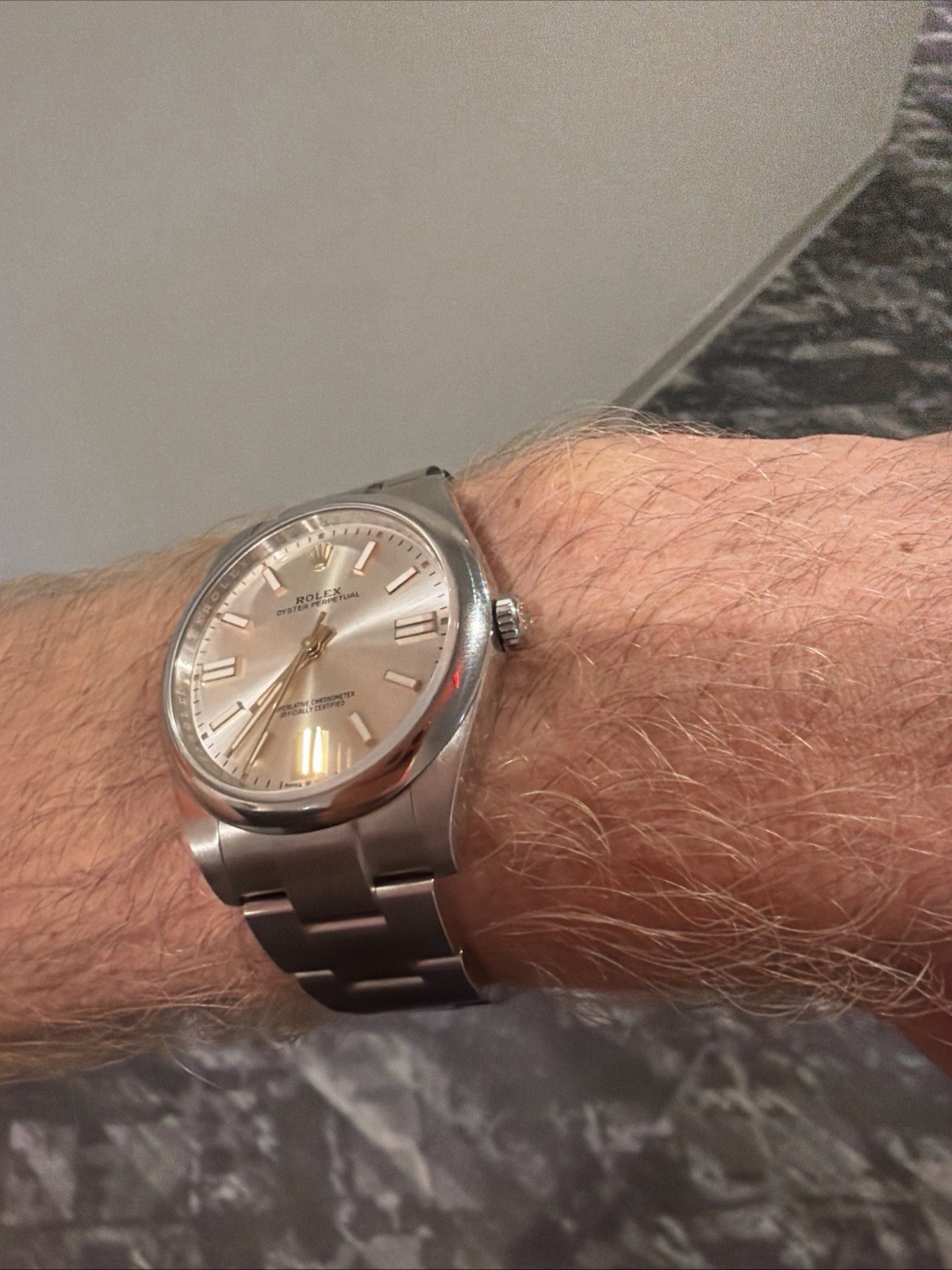 Pre-Owned Silver Dial Rolex Oyster Perpetual 41 Ref 124300 Full Set
