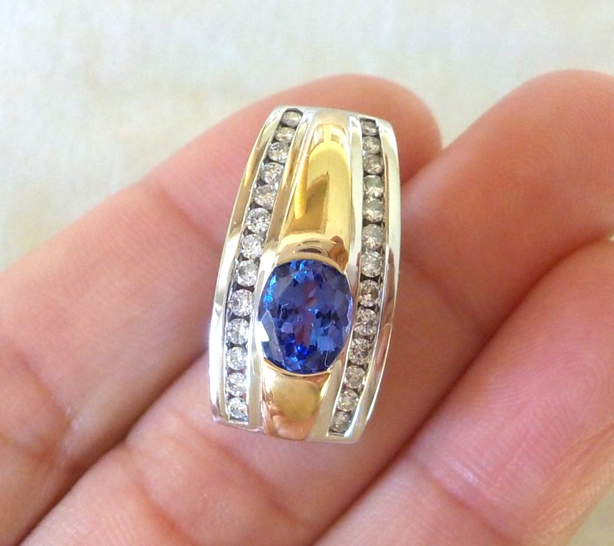 Heavy Levian 14K Multi Gold Tanzanite Diamond Pendant – 8.54 gm, 0.95 in, 1.59ct