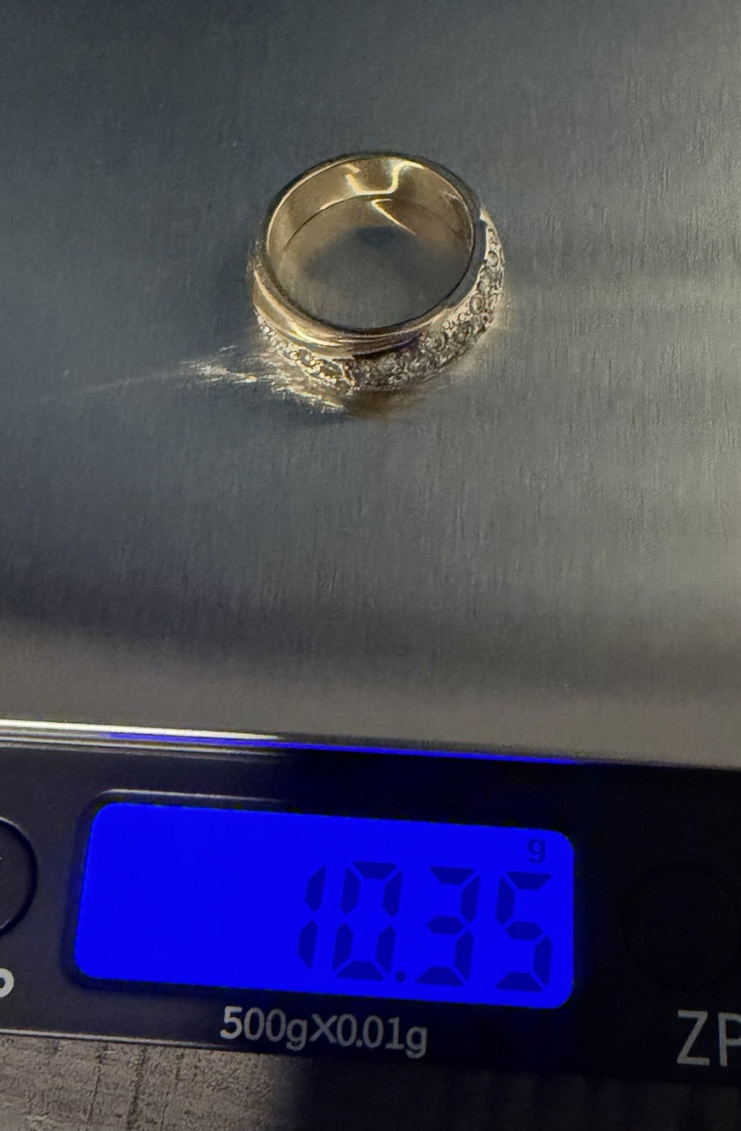 14 k Yellow Gold Pavé Round Diamond Wedding/ anniversary Band Size 8 -10.35 gr