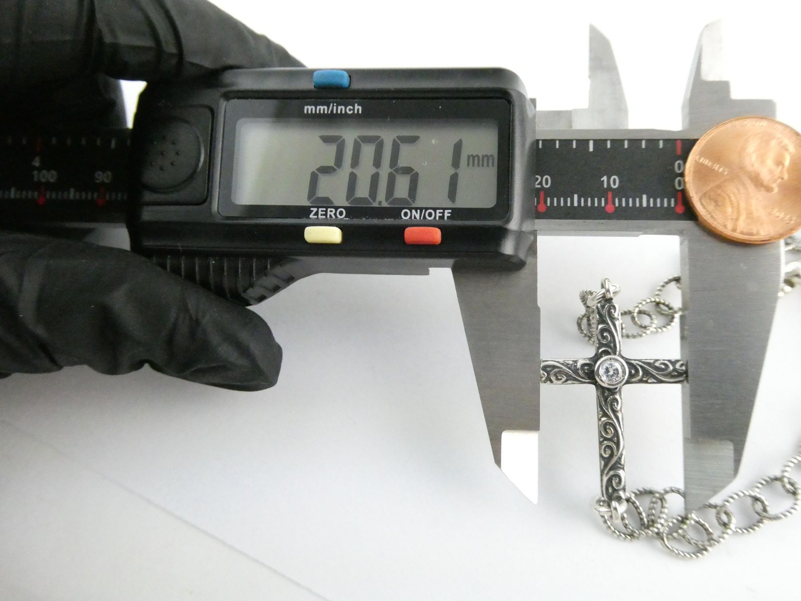 Opulenza Israel Sterling Silver Cross Bracelet 925 8 Inch Length 8.5g Weight
