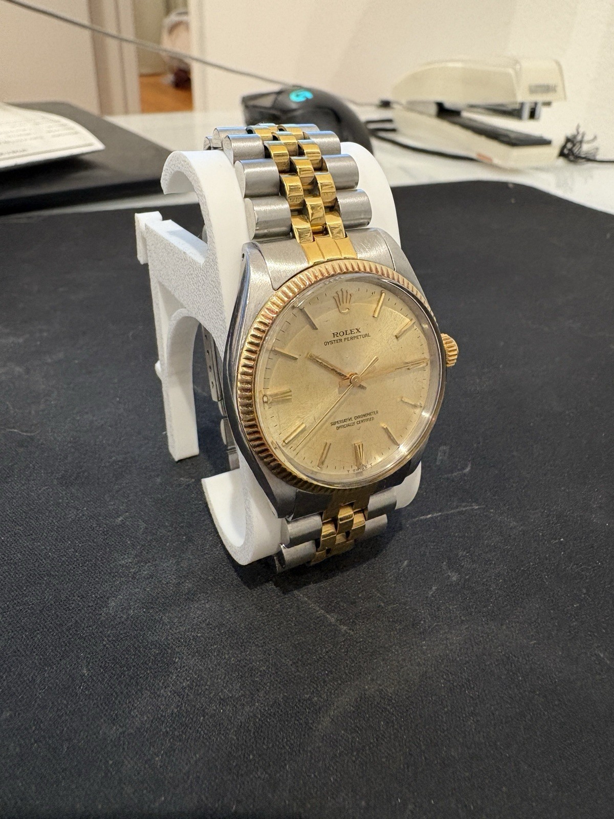 Men’s Rolex Oyster Perpetual 18K 34mm 6.5″ Ref.#1005 Gold Dial Fluted Bezel