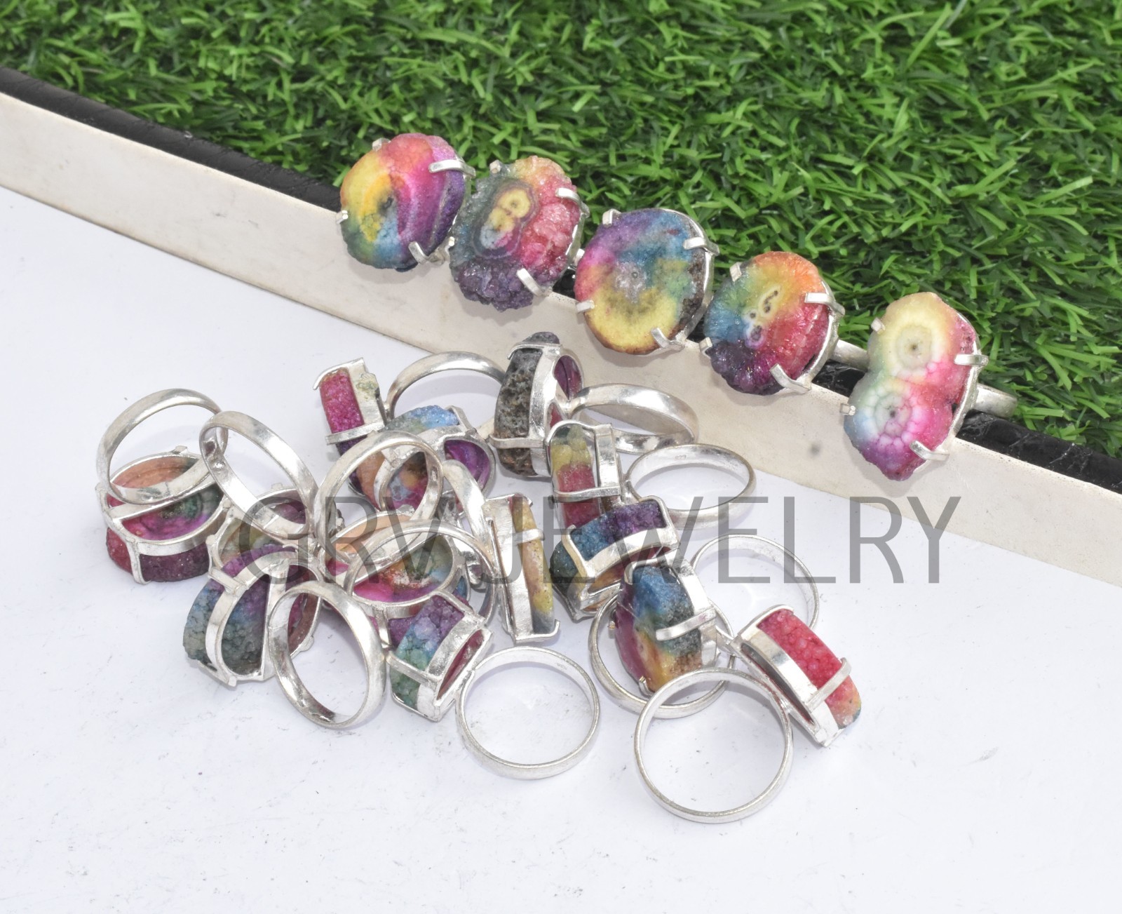 1-500 Pcs Natural Rainbow Solar Quartz In Rings Lot Bulk: Silver Plated Whr-70