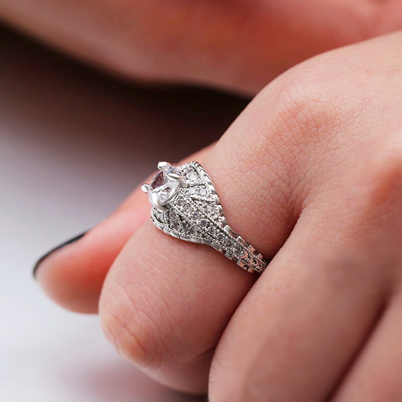 Ethnic Vintage Style Ring 1.8CT CZ Elegant Christmas Gift Ring 925 Silver plated