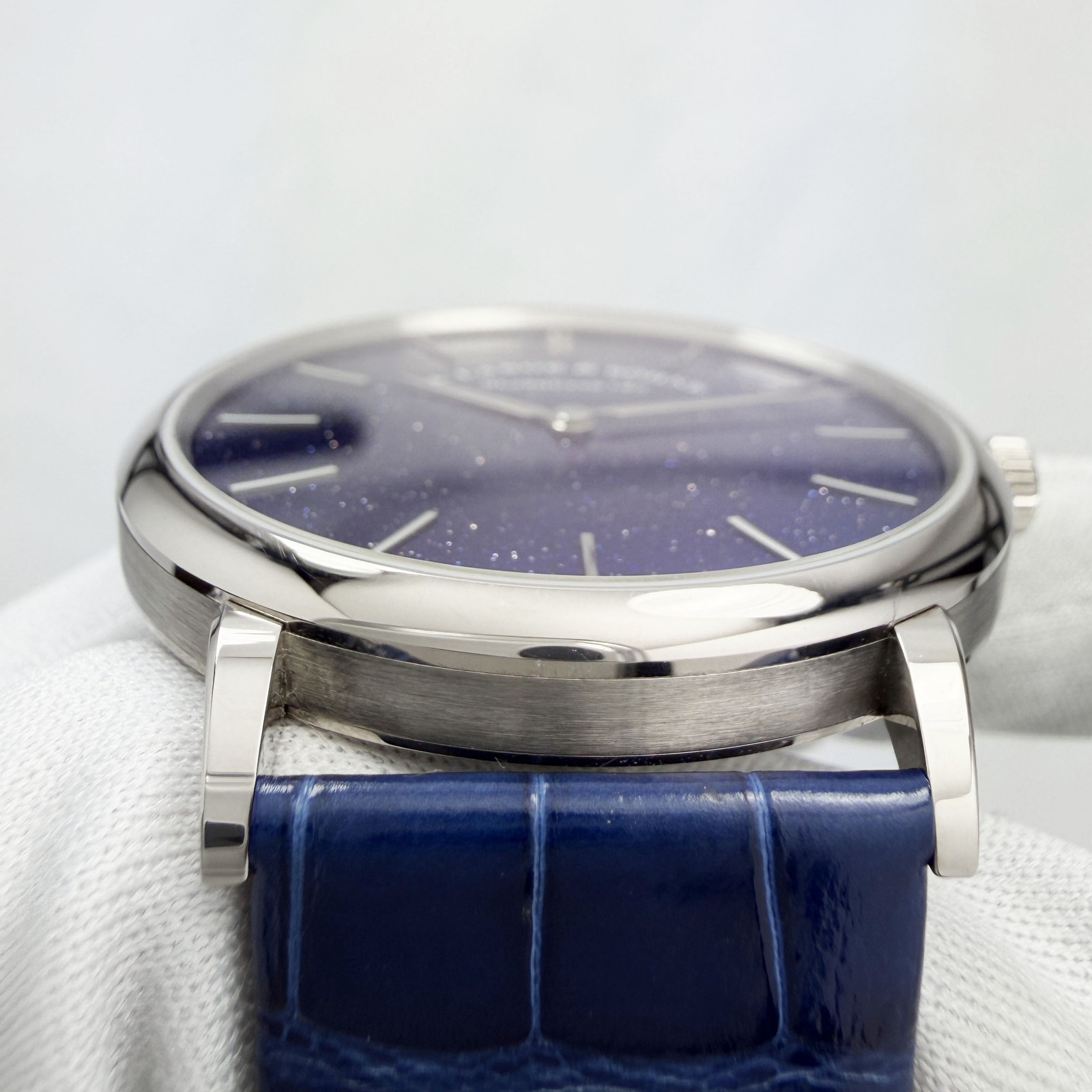 Unworn 2026 A. Lange & Sohne Saxonia 205.086 39MM Blue Aventurine 18K Wg B/p