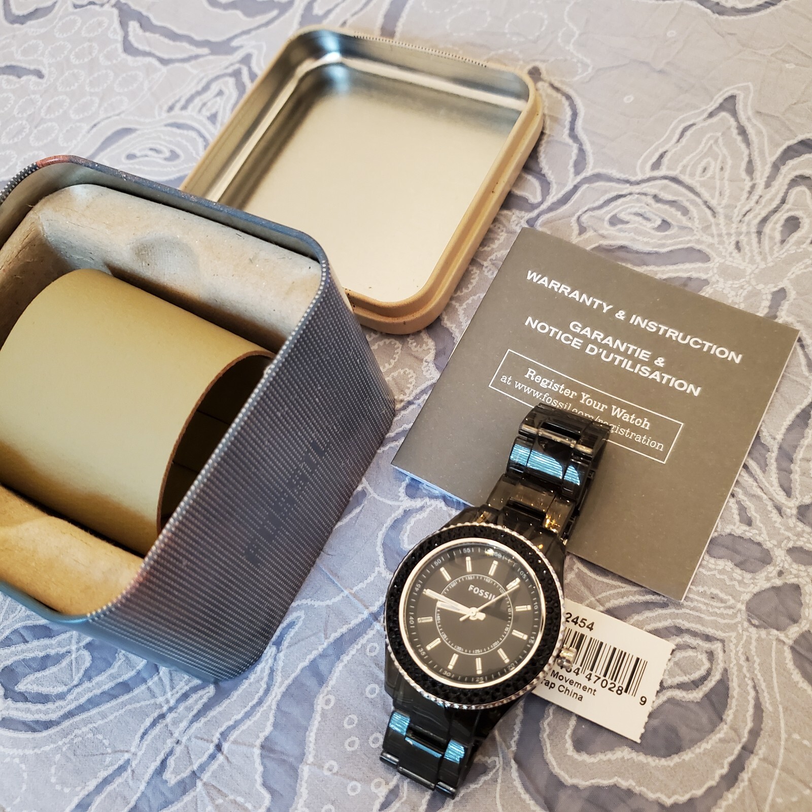 ⌚ NWT BNWT NEW Fossil Womens ES-2454 Black Crystals Semi-Transparent Watch Resin