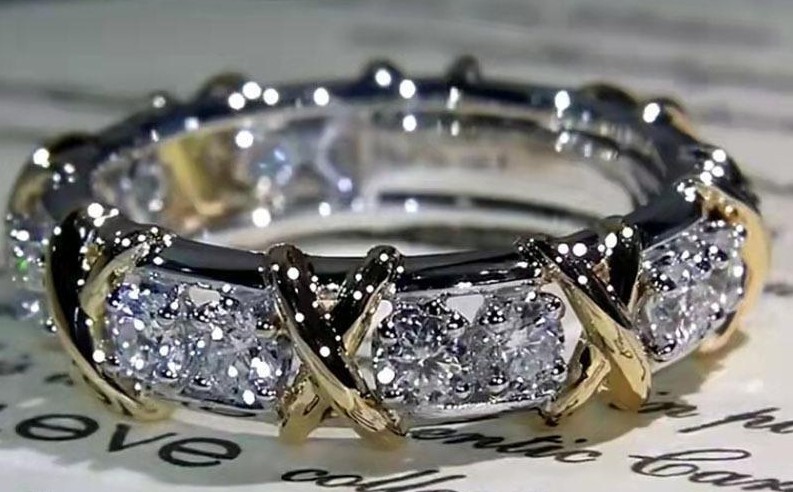 Classic Luxury 925 Sterling Silver Ring with Zircon Crystal Ring for Woman Gift
