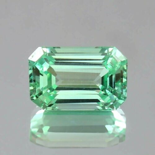 AAA Natural Green Ceylon Parti Sapphire Loose Radiant Cut Gemstone 4.55 CT