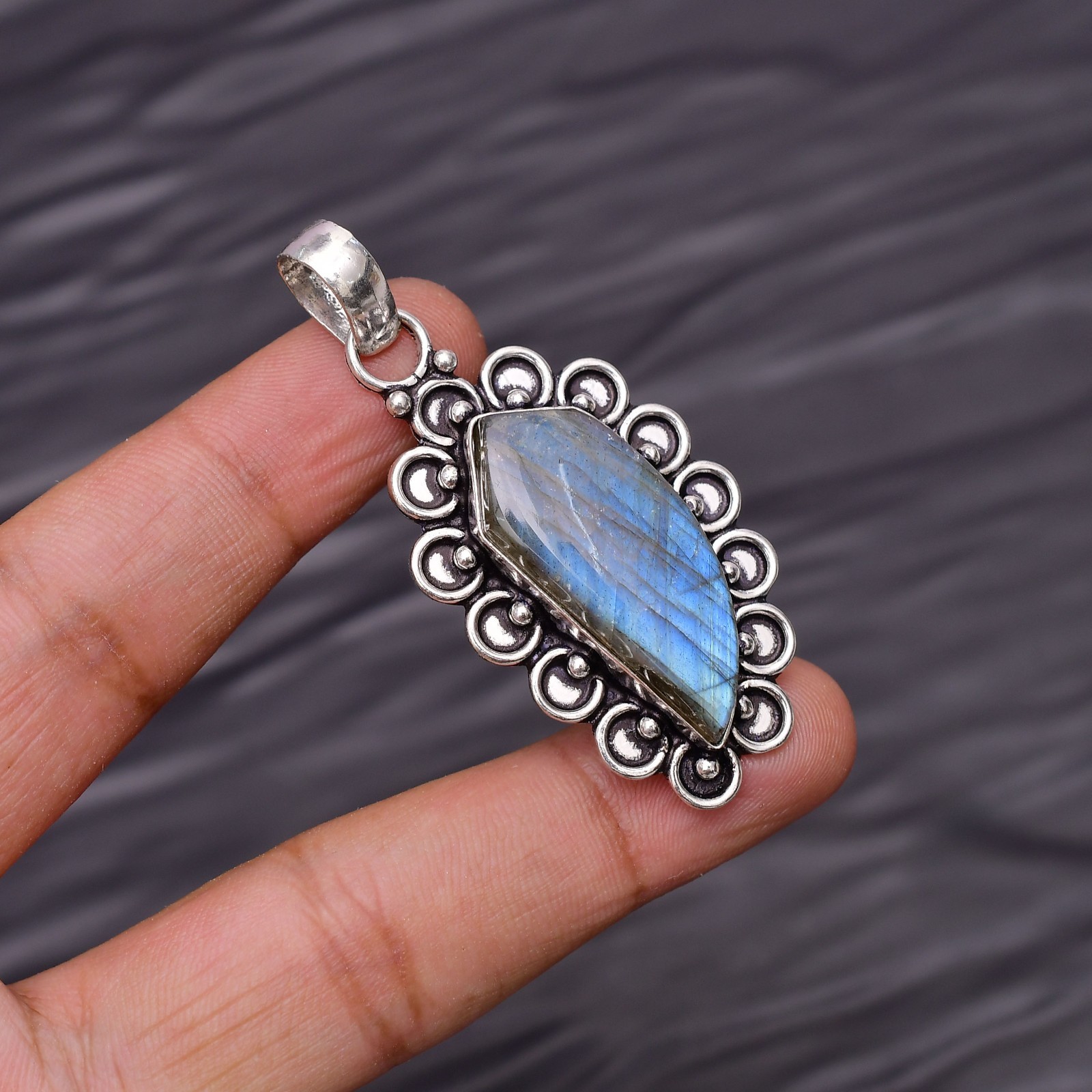 Labradorite Gemstone 925 Sterling Silver Jewelry Pendant 2.04″