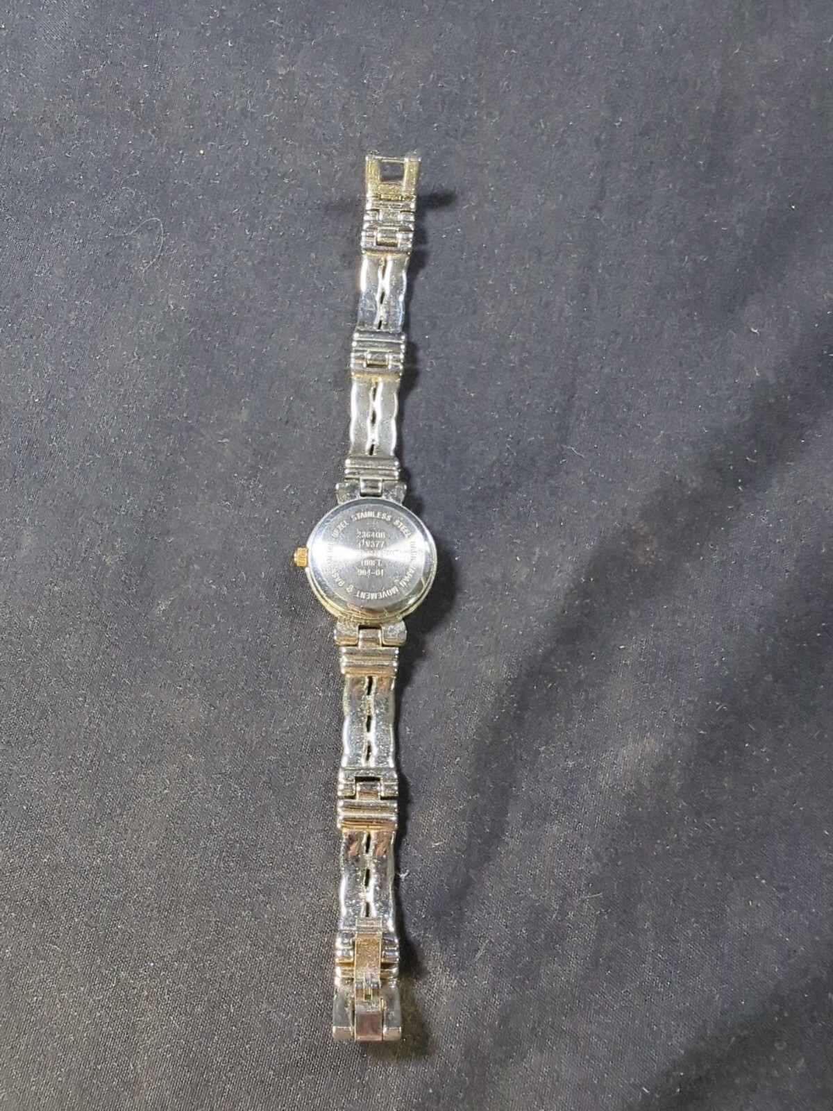 GVii Gold & SILVER womens watch Water Resistance Needs battery V377 2364QB
