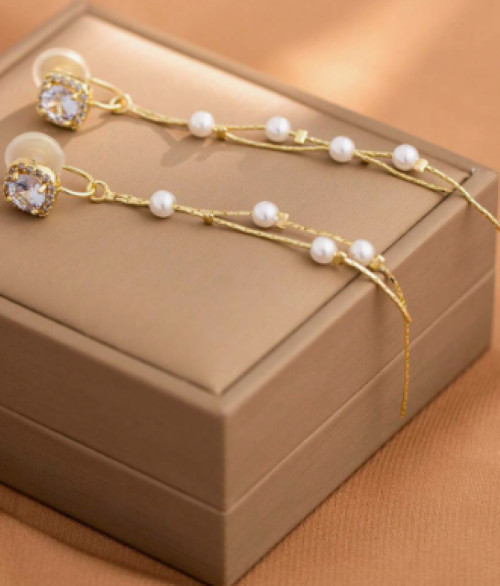 Pearl Clip Cuff Earring Dangle Vintage Style Faux White Coil On Earrings