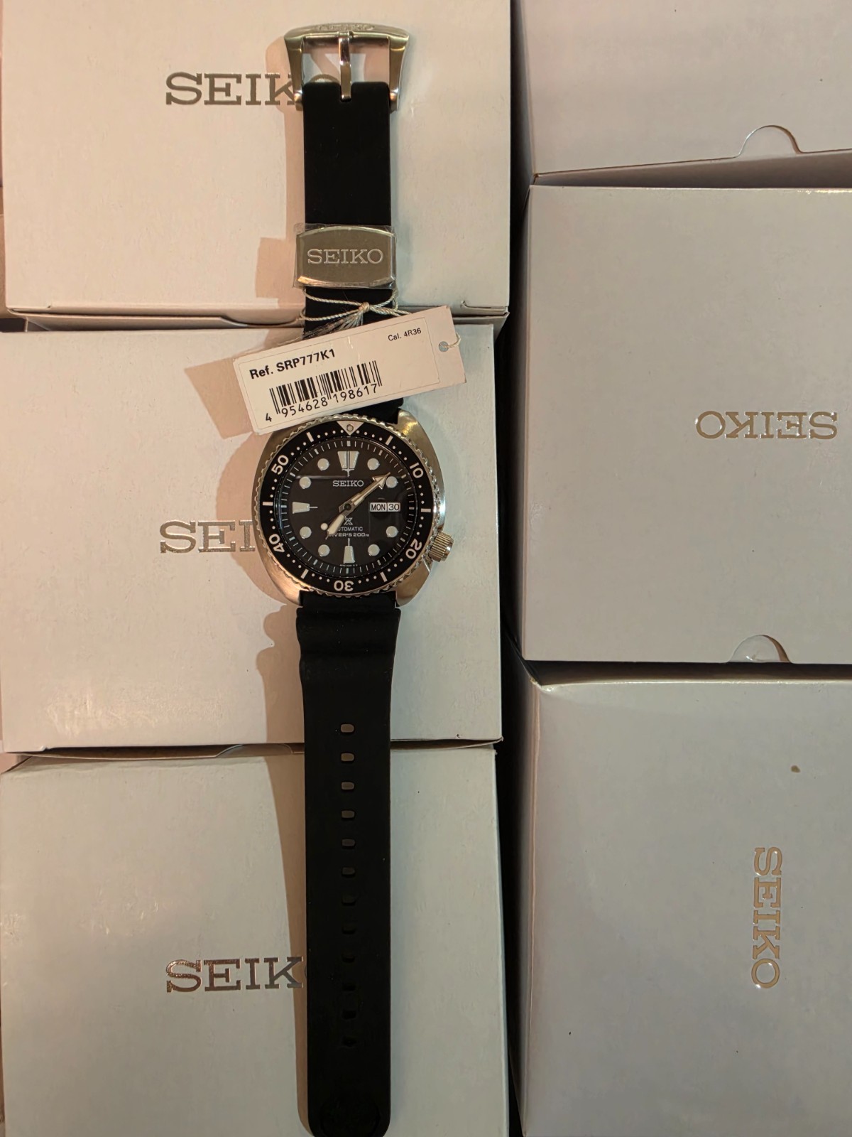 SEIKO ProspeX SRP777K1 Automatic Diver’s 200m Turtle Black Watch Rubber Band NOS