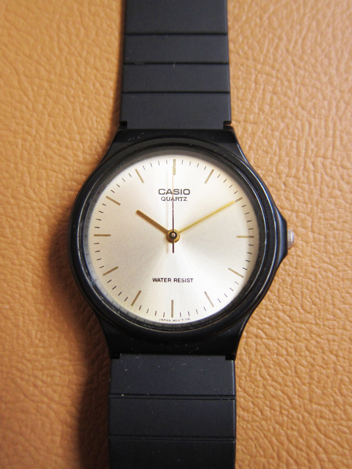 CASIO MQ-24 Unisex Quartz Watch w/ Champagne Dial