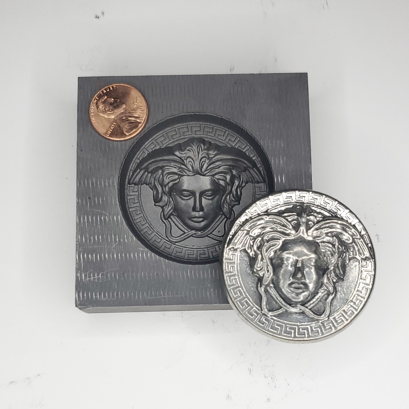 Medusa Head 3D Graphite Mold for Gold Silver Copper Melting Casting Refining