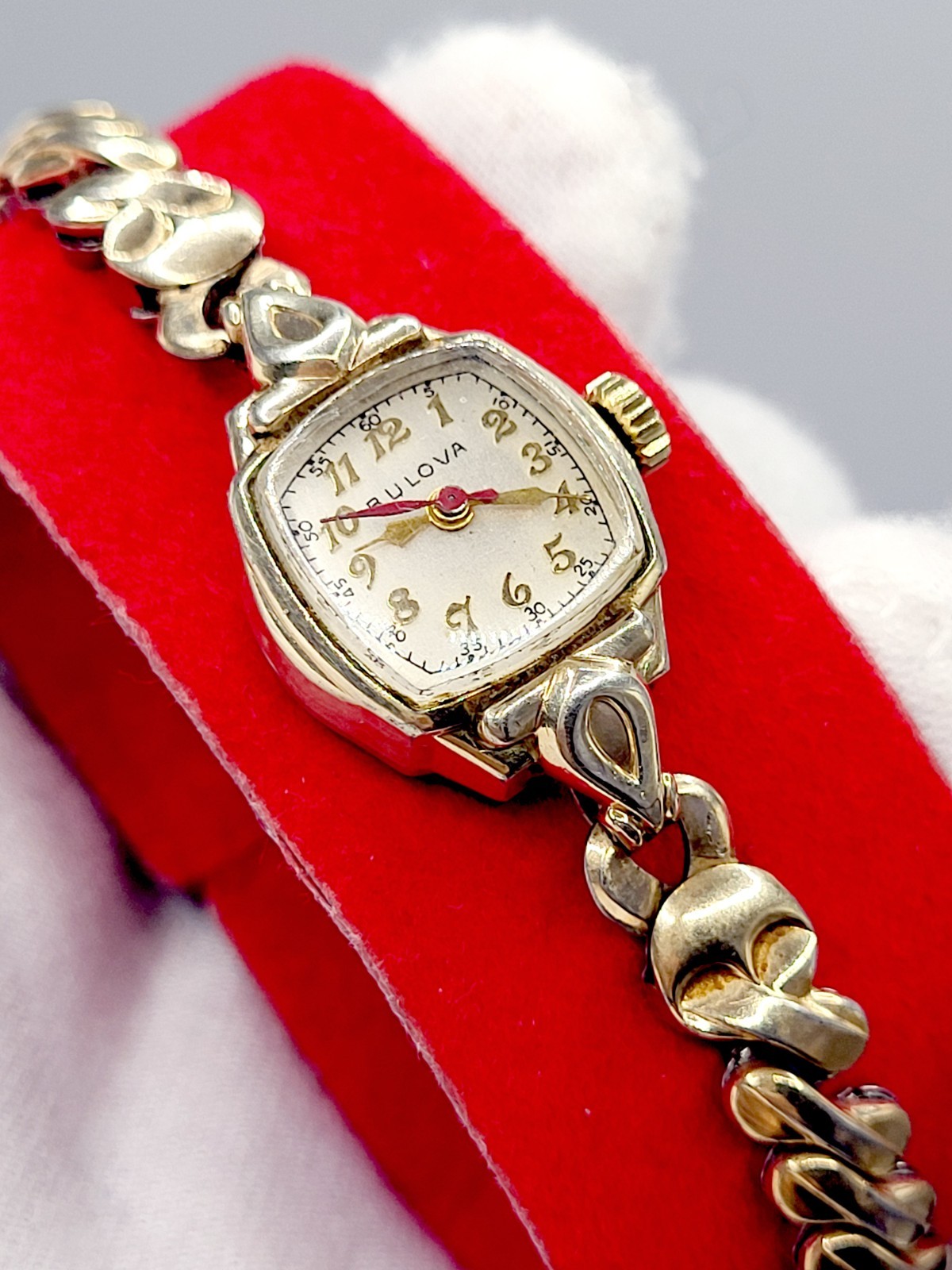 Vintage 1956 Bulova Ladies 16mm Cocktail Watch 10K Gold Filled Swiss Works Great