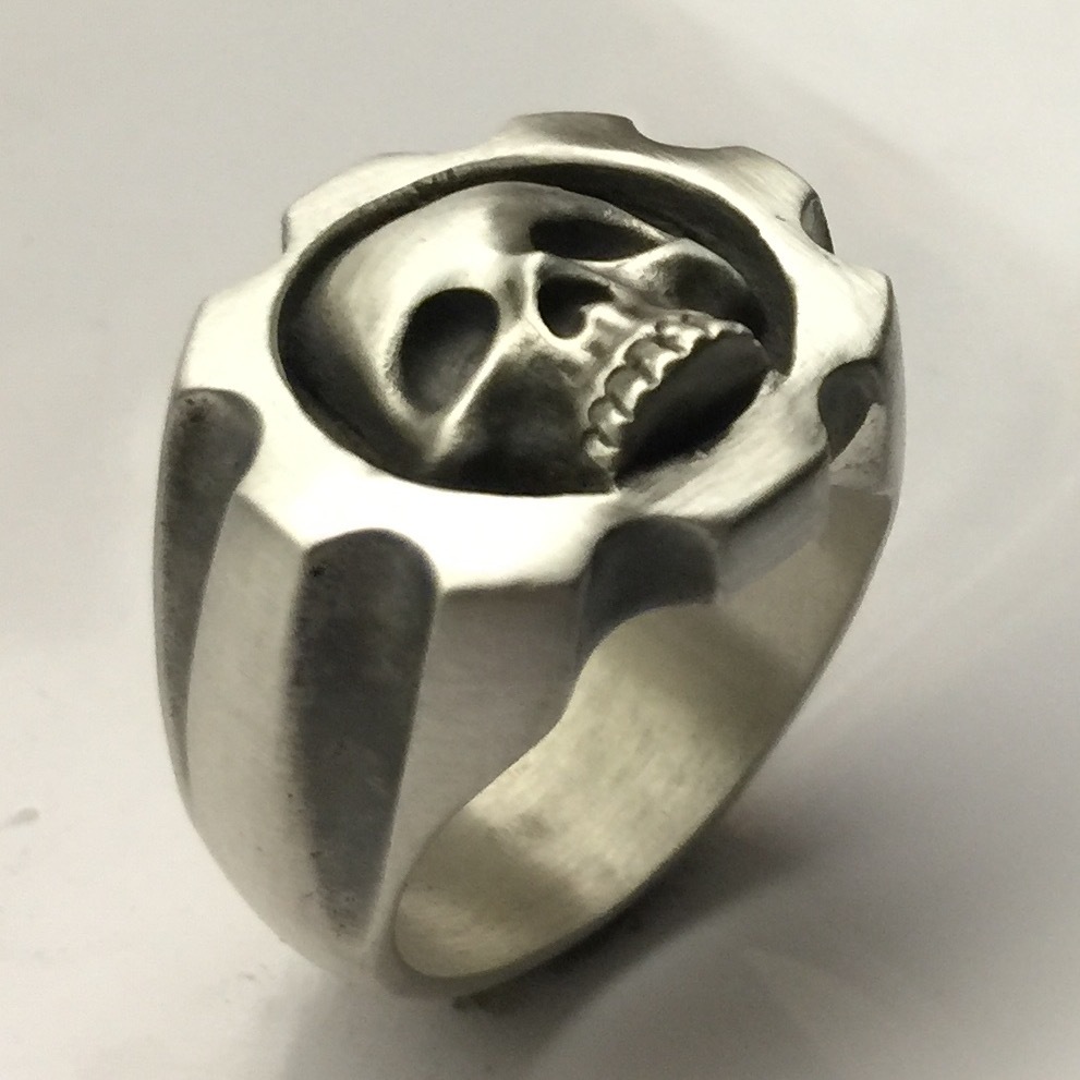 MJG STERLING SILVER .357/8 shot SKULL RING. WARHAMMER. GEARS OF WAR. 27 Gr.
