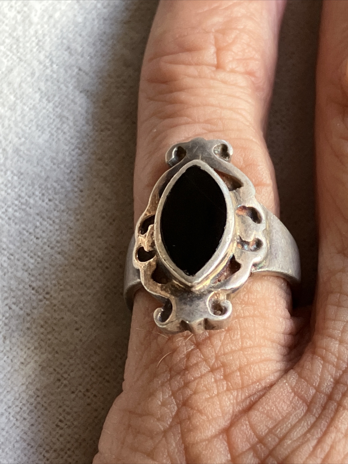 Vintage Sterling Silver Black Onyx Marquis Ring Size 7.25 8.8 Grams ~ J43