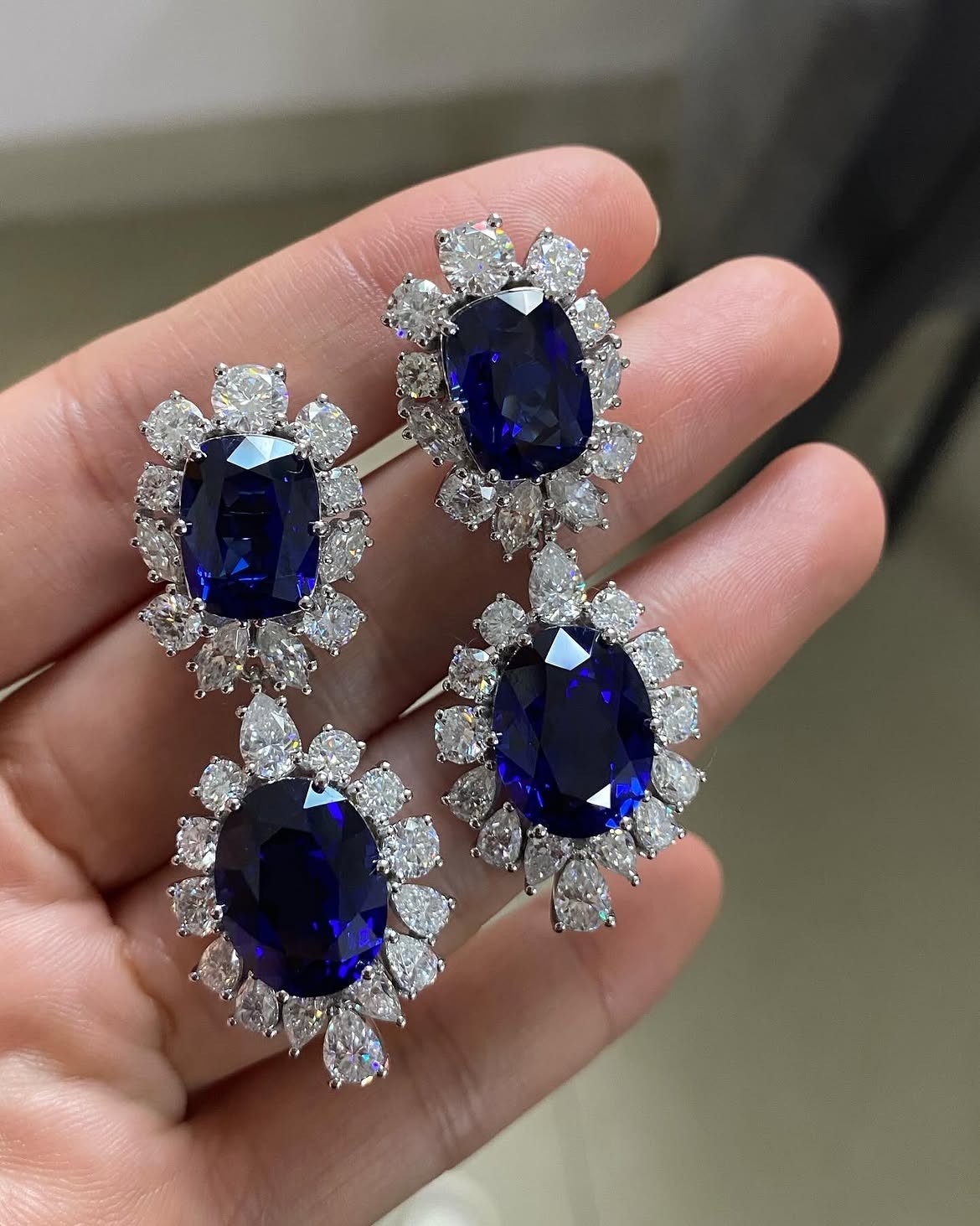 Heirloom Quality 10.00ct Blue Sapphire & Diamond Earring in Solid 14K White Gold