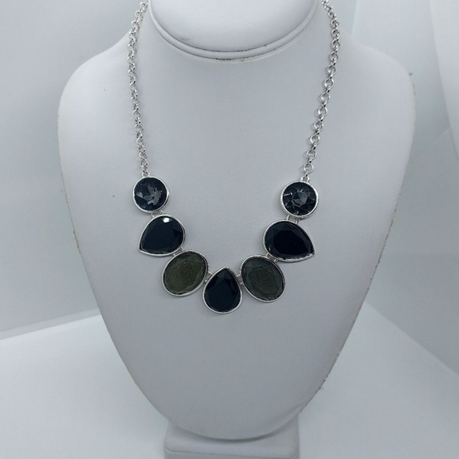 Black and olive green statement Necklace