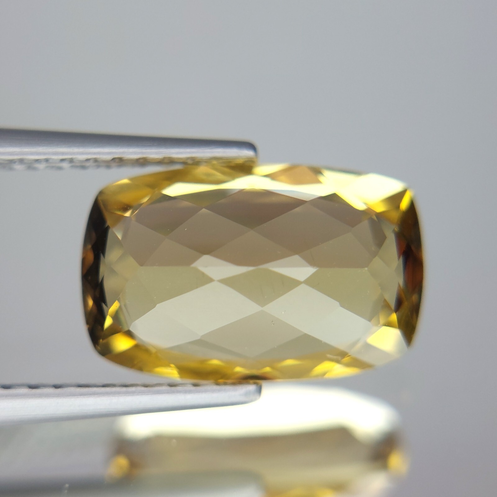 3.34Cts GORGEOUS CUSHION NATURAL HELIODOR YELLOW BERYL WITH NEEDLE LOOSE GEMS