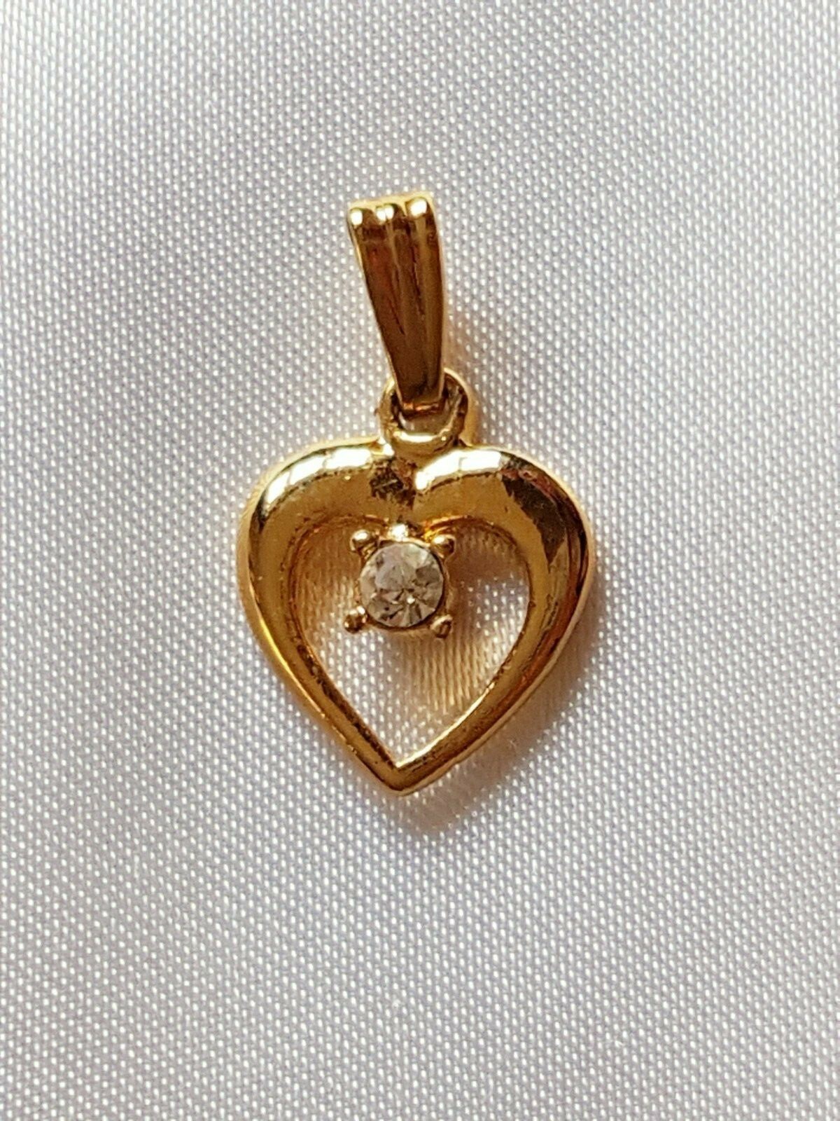 Pendant ~ Heart ~ Sparkling Diamante ~ Gold Plated