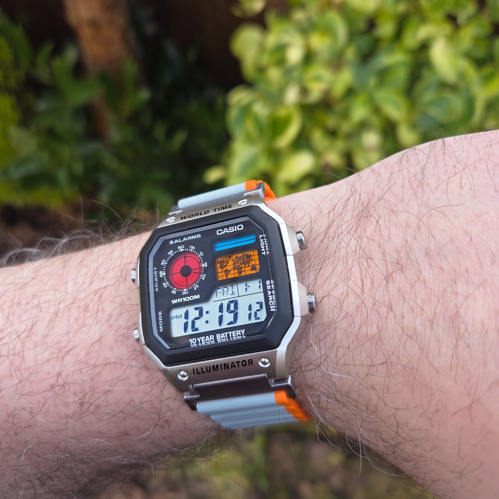 CASIO AE-1200WHD. Royale World Time Watch Mod. Hydromod.