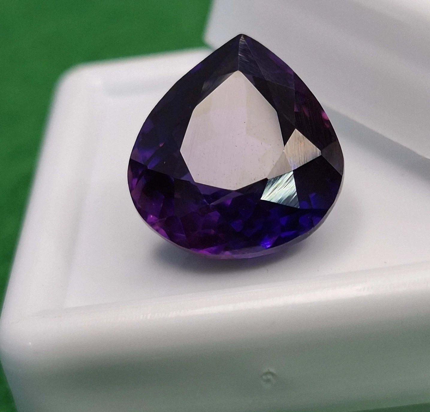 Mesmerizing Purple Blue Tanzanite Pear Cut 9-11 Ct Natural Certified Gemstone