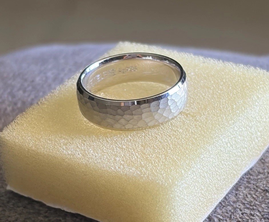 935 Argentium Silver High Polished 7mm Wedding Band Size 10