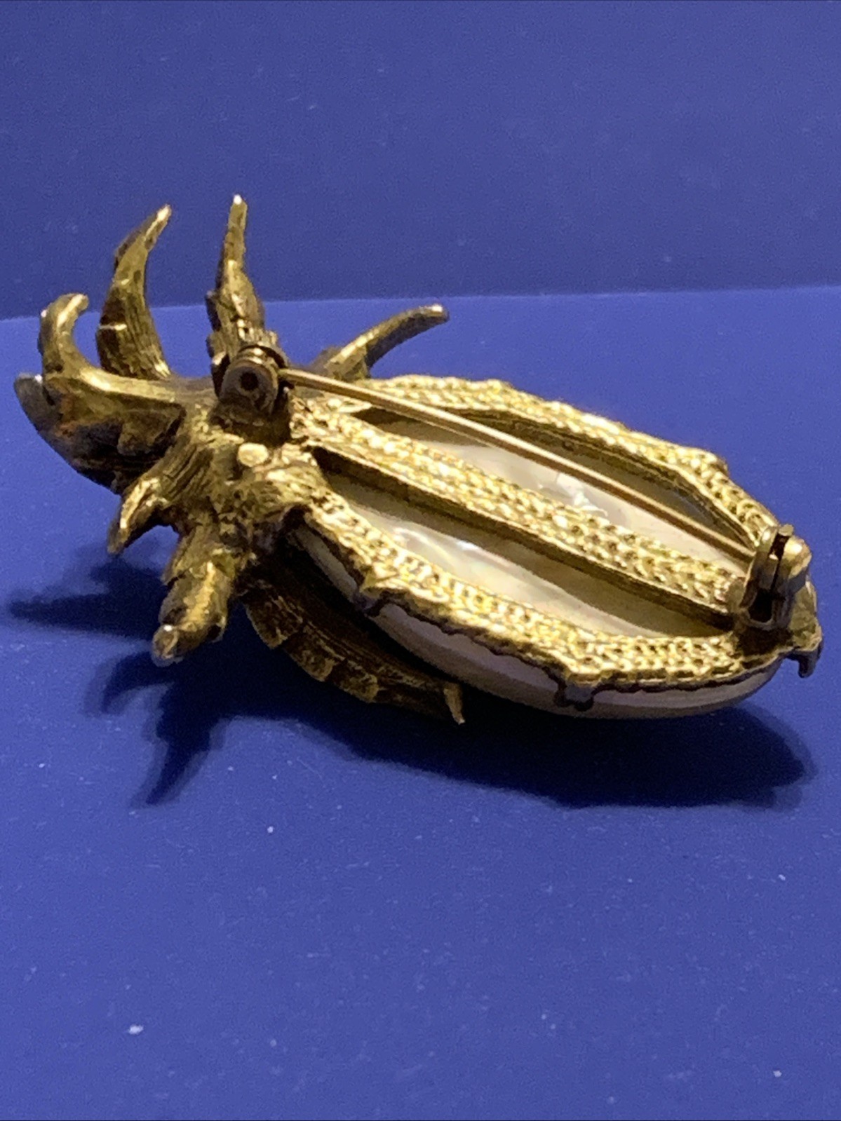 Vintage Faux Pearl Pineapple Brooch Fantastic Luster Gold Tone All Occasion