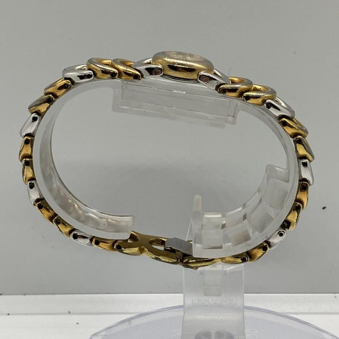 Excellent condition, fully functional Seiko women’s two-tone bangle watch.