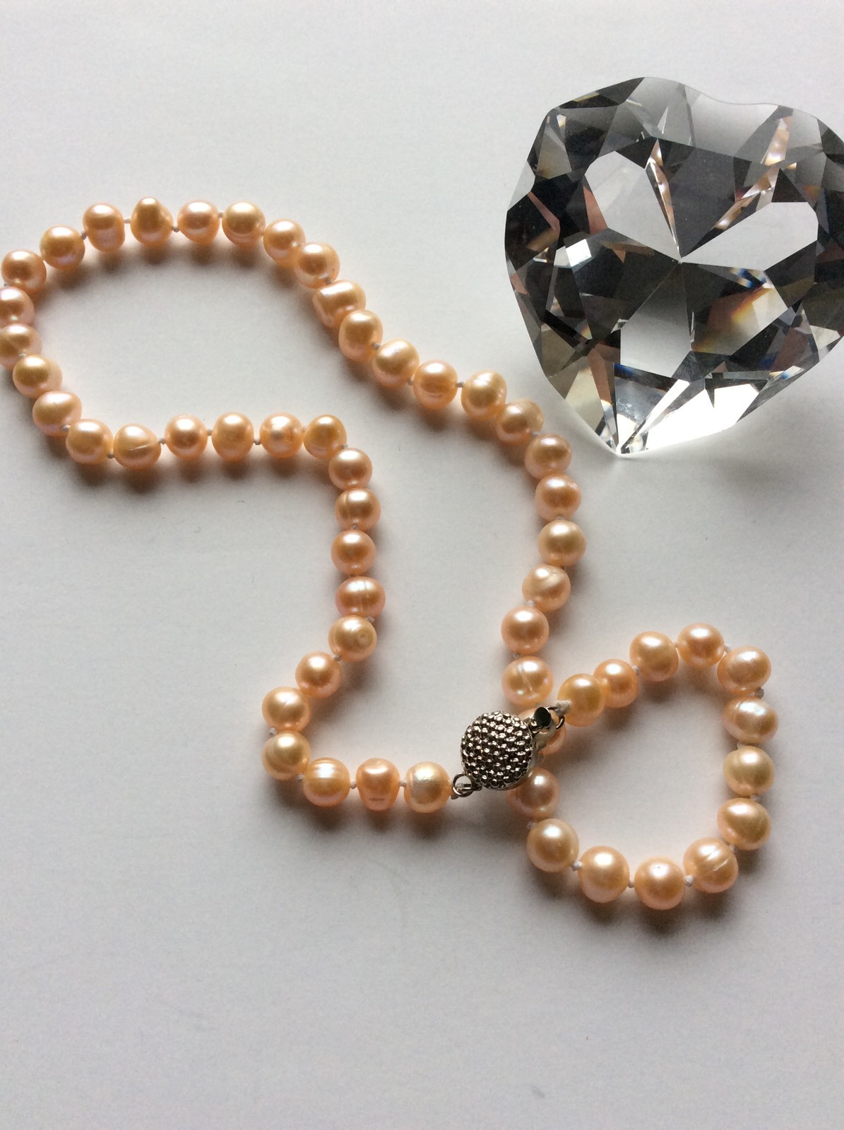 Cultured Freshwater Knoted Pearl 17″ Necklace 8 1/2″ Drop w/SilverTone Box Clasp