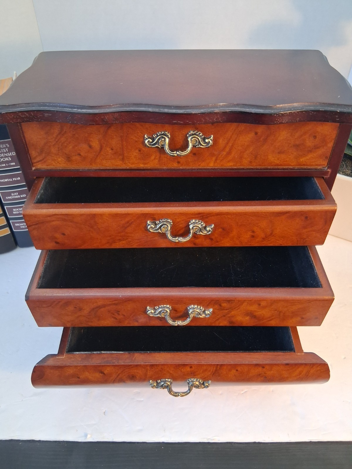 VTG ’90s “Powell” Wood Jewelry Bombe Chest; 4 Drawer Bombe Cabinet Burled Wood