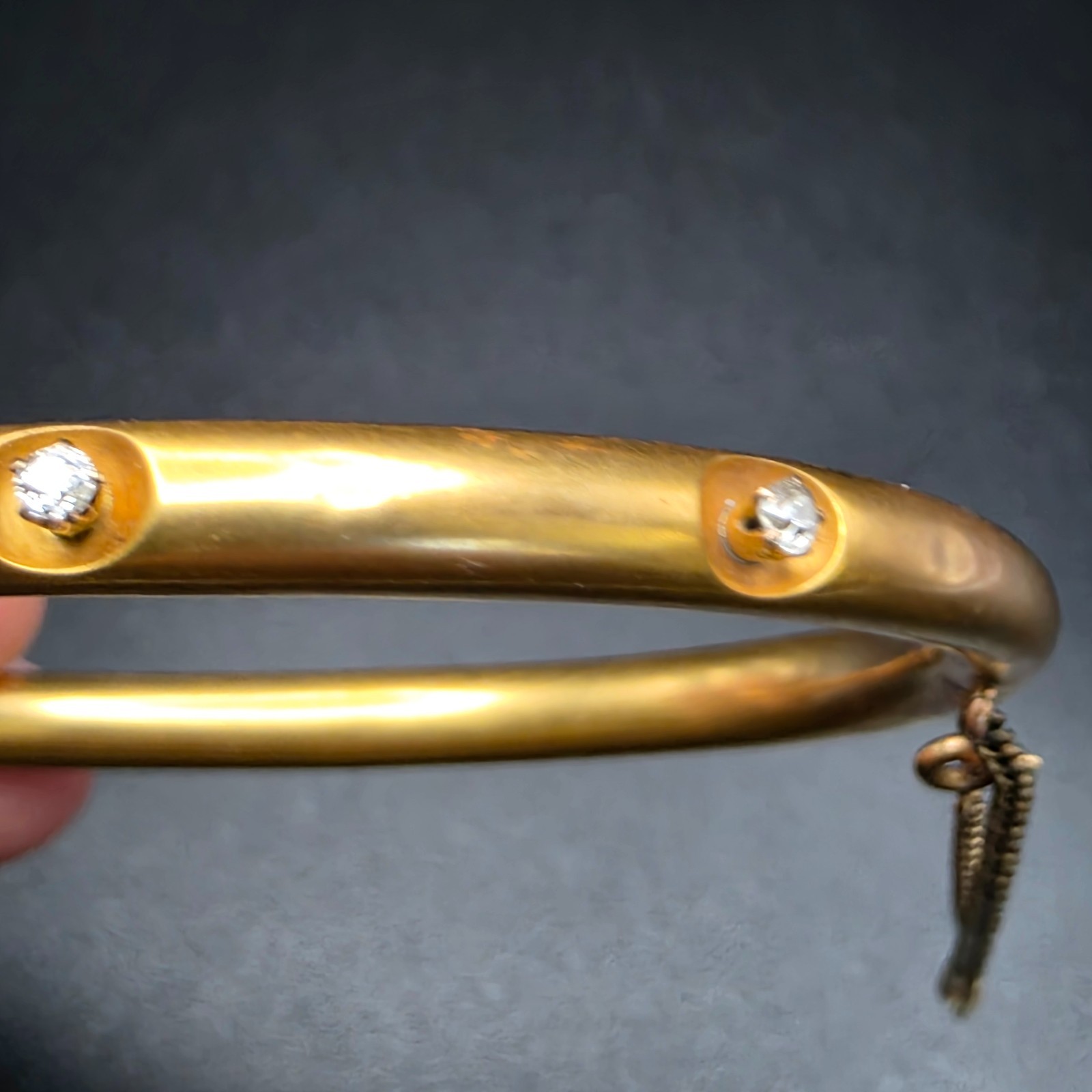 Antique Victorian 14K Gold Belcher Set Hinged Bangle Bracelet. Estate Find 7.69g