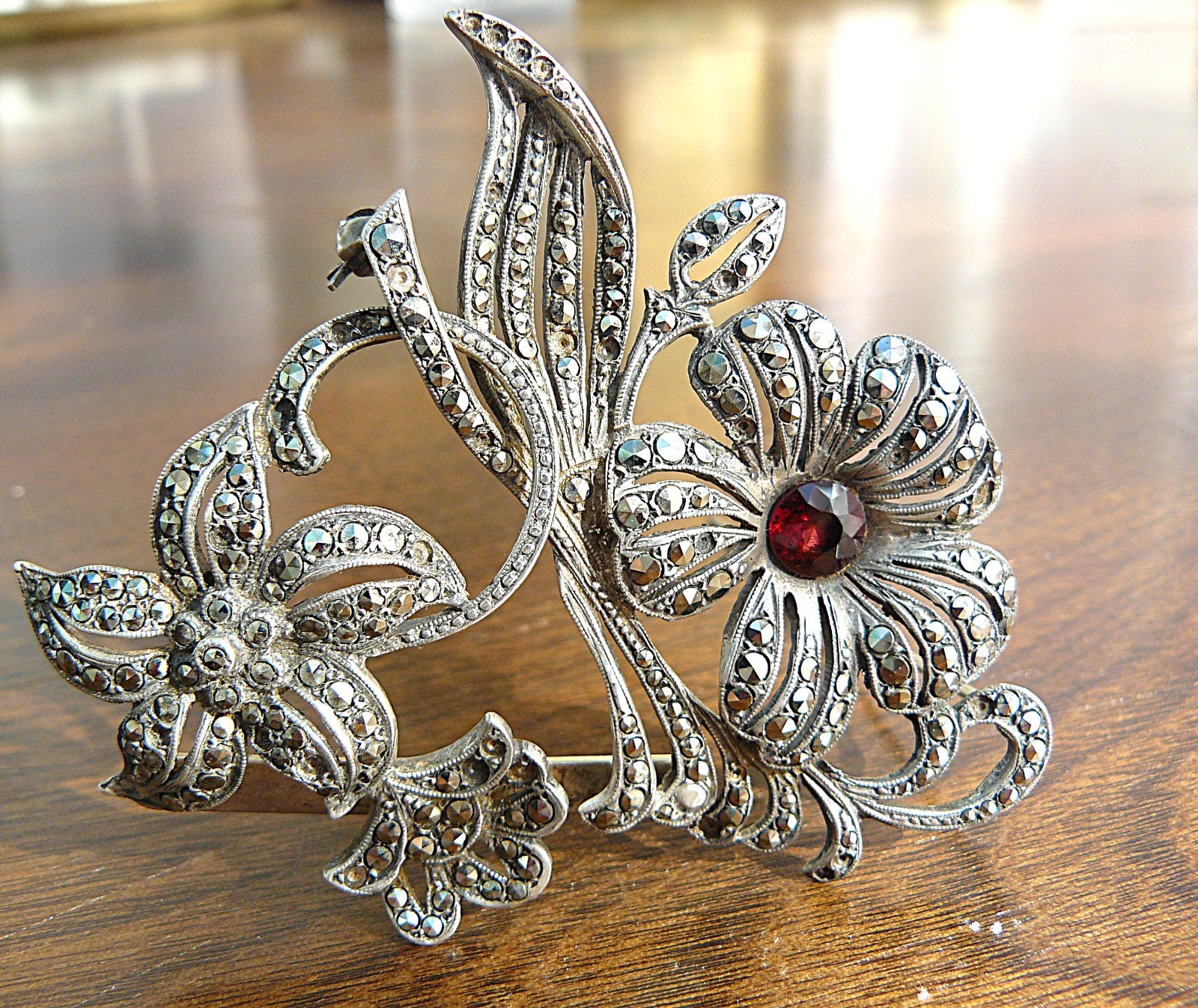 Antique sterling silver marcasite floral brooch garnet centre Art Nouveau 24g