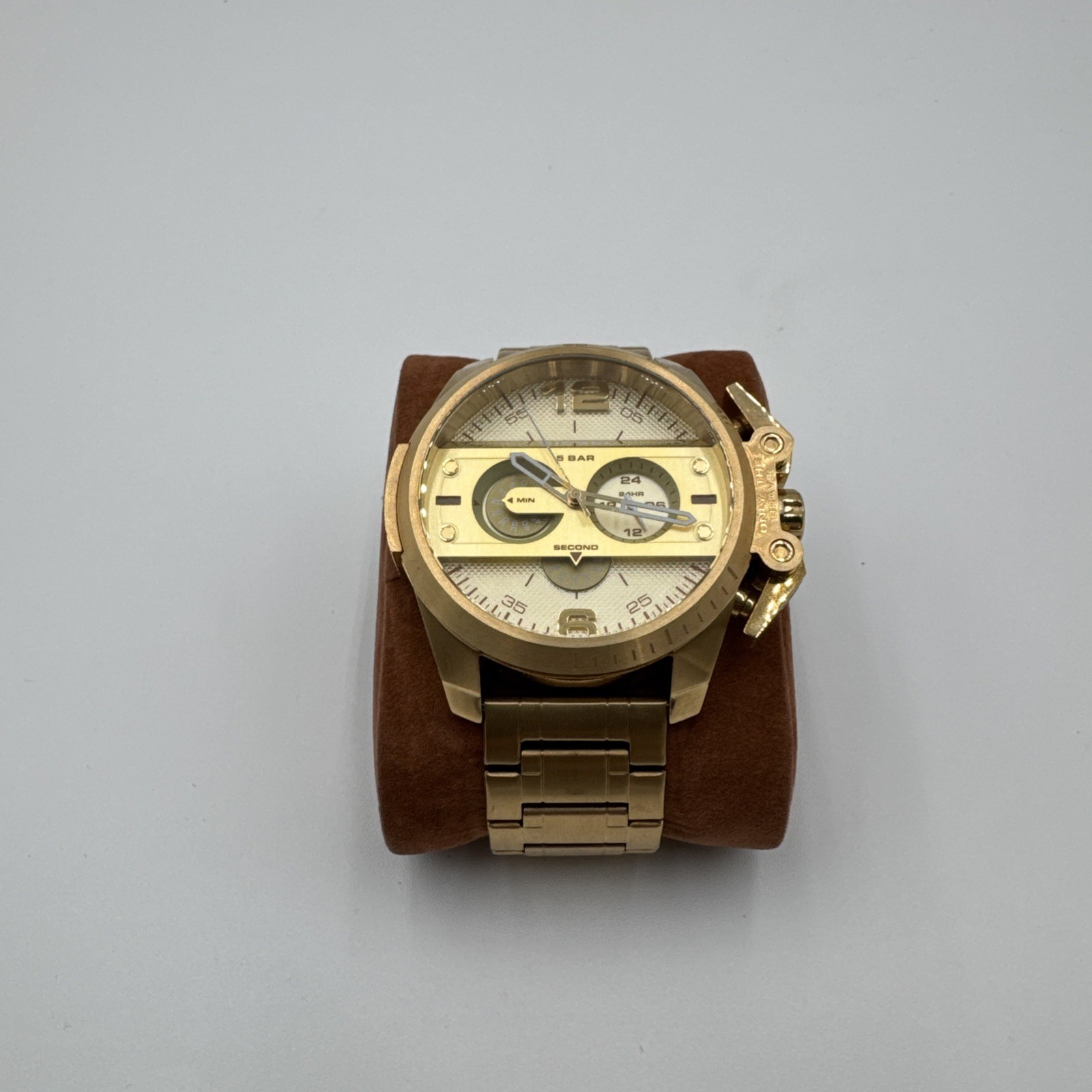 Diesel Ironside Chronograph Gold Dial Mens Watch DZ-4377 Stainless Steel 5 Bar