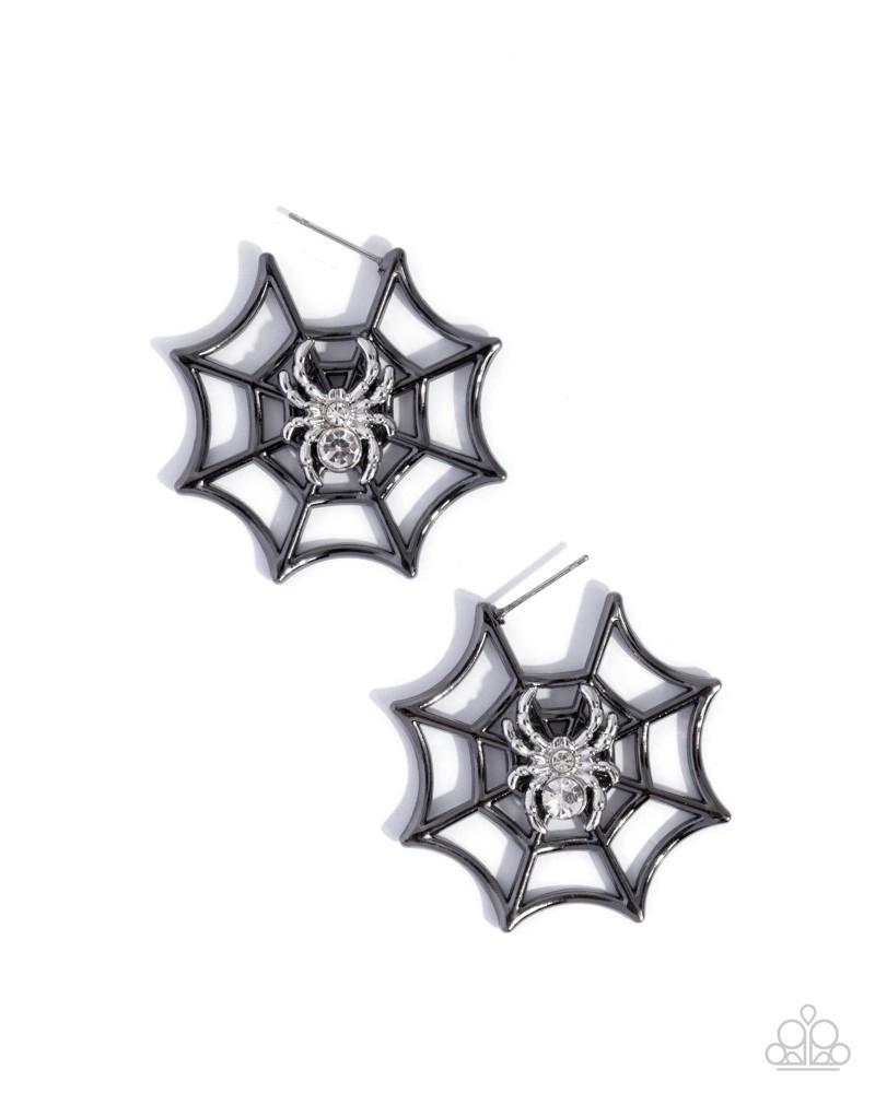 Spiderweb Showcase – Black