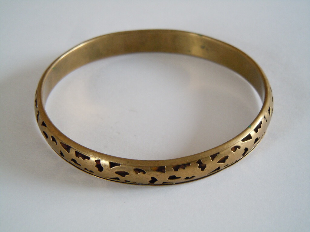 Vintage Brass Bangle Openwork Pattern 8.8 g Ø 6.6 cm Width 0.9 cm