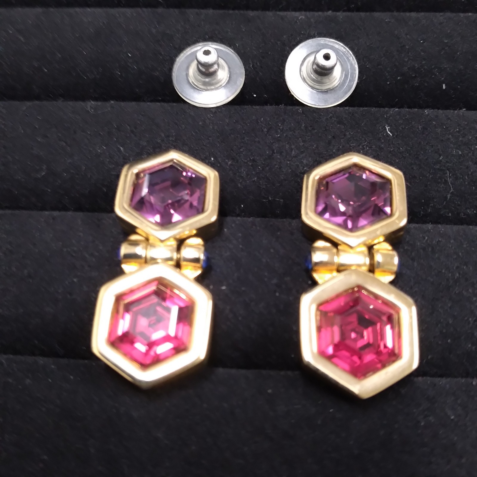 Swarovski Swan Purple Red Hexagon Shape Gold Tone Doorknocker Earrings Pierced
