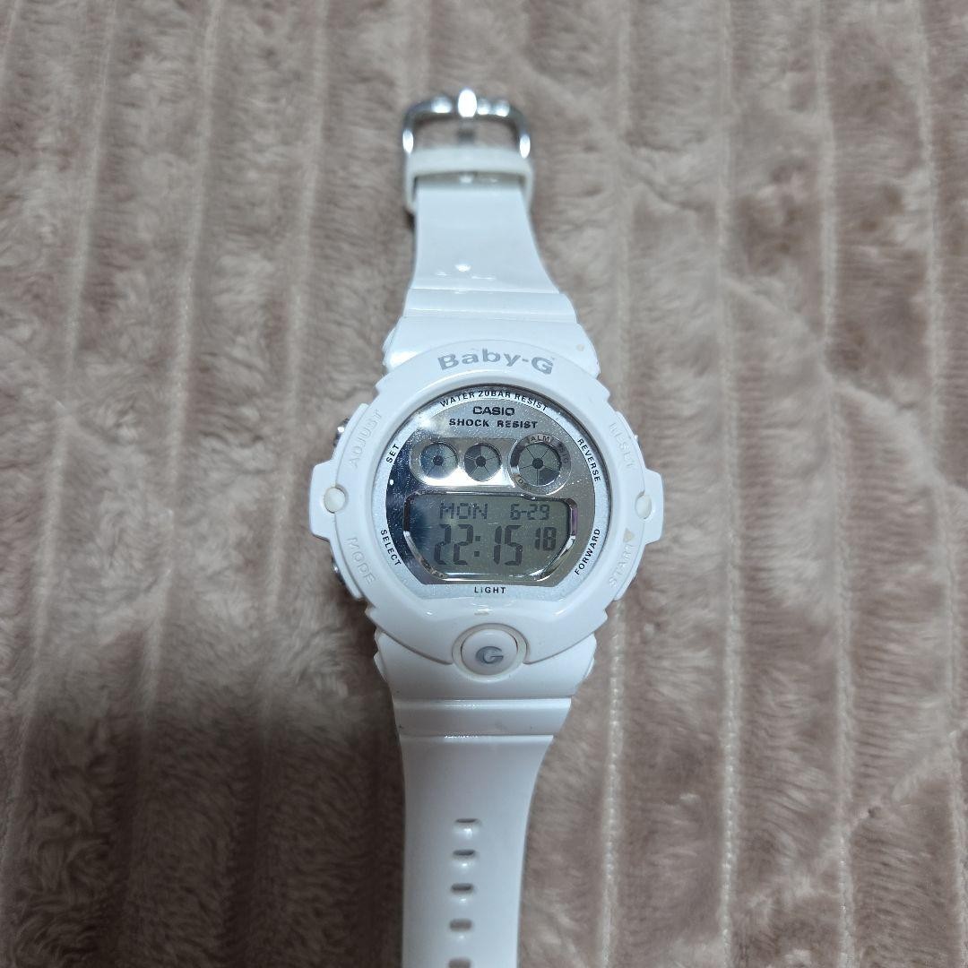 CASIO BABY-G BG 6900 white digital wristwatch