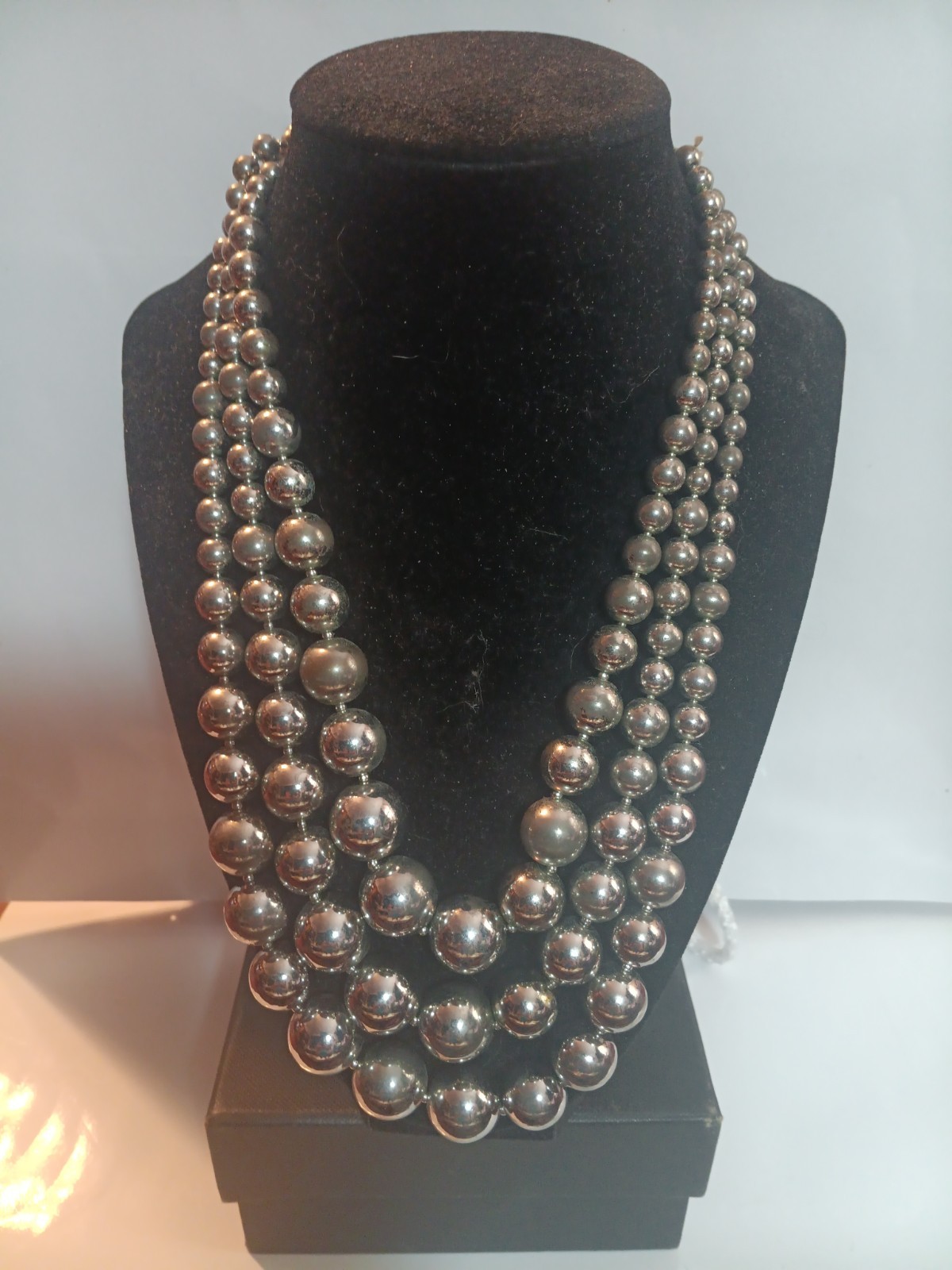 Vintage Gray Silver Layer Multi-Strand Pearl Statement Necklace 18″