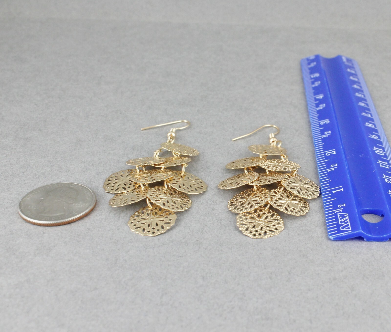 Gold chandelier earrings filigree dangle pendant wiggly 3″ long lightweight