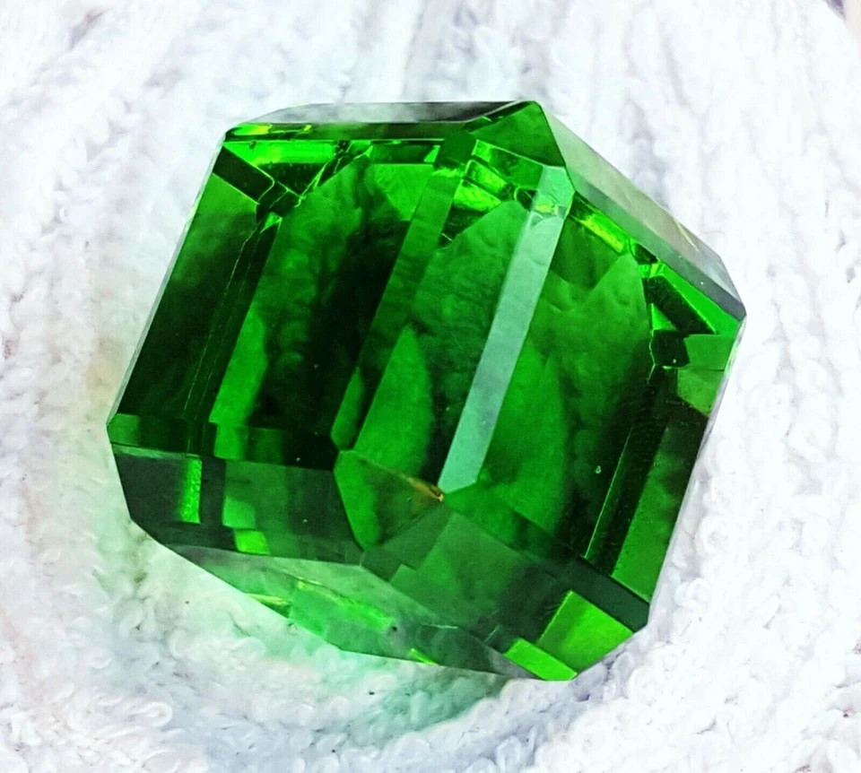 120 Ct Natural Green Topaz Cube Cut Certified Loose Gemstone