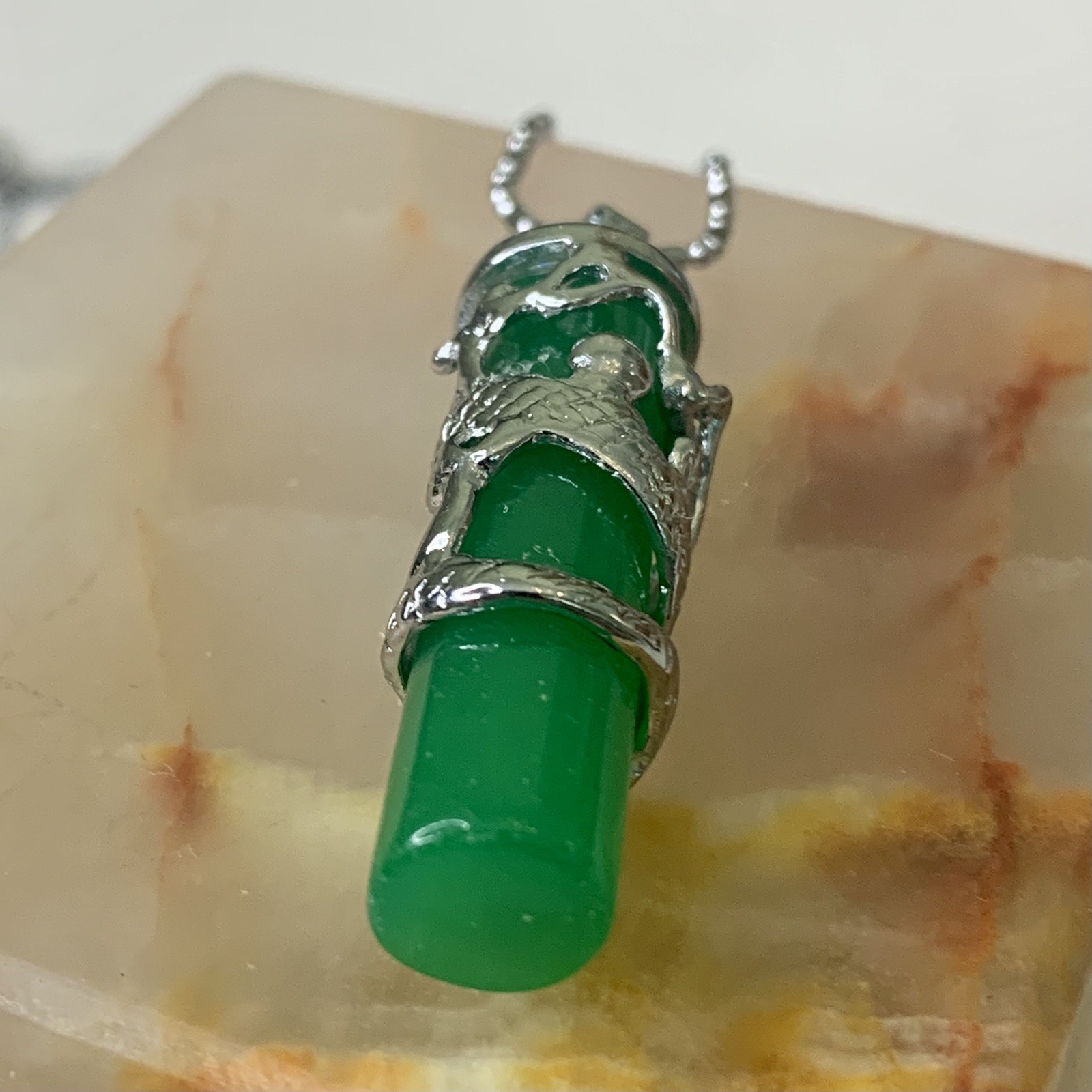 Dragon Coil Green Jade Pillar Men Women Column Pendant Chain Necklace 18KWGP 16″