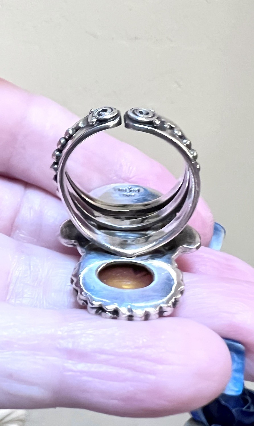 BEAUTIFUL ORNATE Sajen Sterling Silver Citrine, Garnet, Etc. Carved Goddess Ring